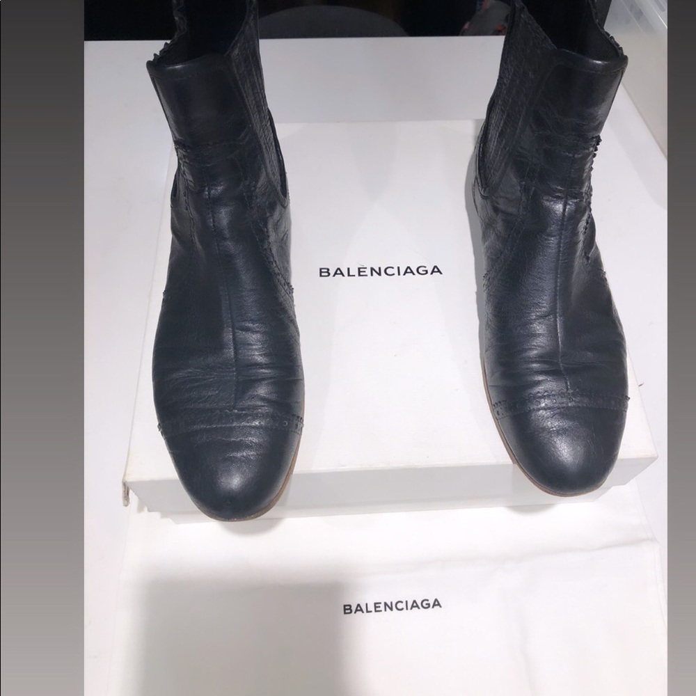 Balenciaga boots 🖤 - Picture 4 of 6